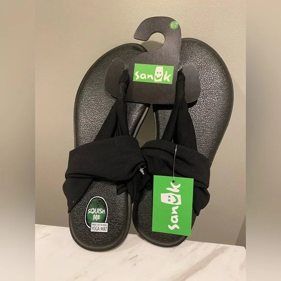 Sanuk Yoga Sling Burst Flip Flop Sandals Girls 6/7 Black 1011417Y Yoga Mat NWT - Picture 3 of 5